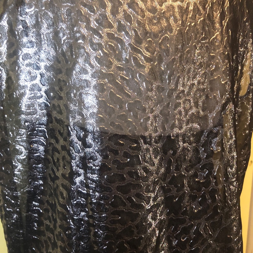 Bodysuit 💐sparkle and built in tank. NWOT. Snap closure - Picture 7 of 11